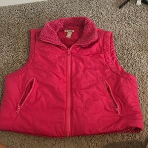 Hot pink cropped puffer vest